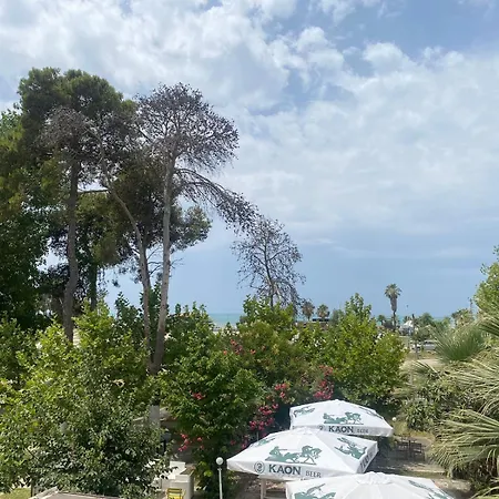 Dor' Beachfront Hotel